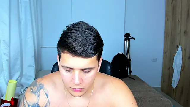 Snapshot of jhonstark09 chatting on March 16, 2025, 6:42 am jhonstark09 online show from March 16, 2025, 6:42 am