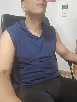 latinmartin73 online show from November 20, 2025, 6:19 pm