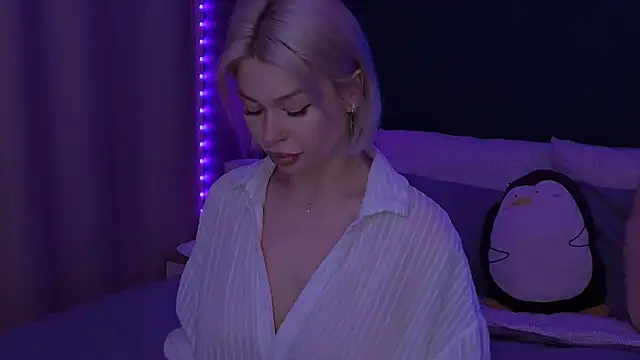 Sasha Mason online show from September 15, 2025, 2:12 am