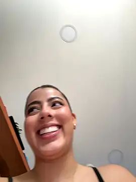 DakotaShelby online show from December 4, 2025, 9:47 pm