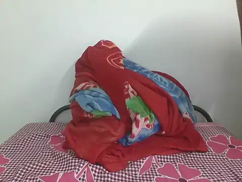 hot dark chocolate08 online show from October 4, 2025, 3:13 pm