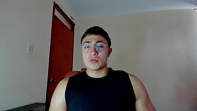 Leoknight online show from February 10, 2025, 6:35 pm