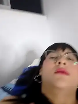 Kiitygirl online show from September 26, 2025, 1:34 am