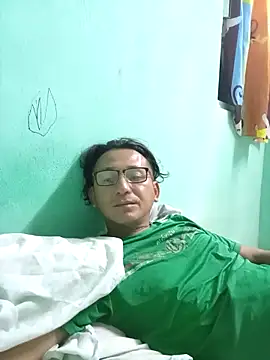 Andresguz35 online show from March 16, 2026, 6:50 am