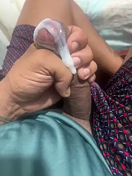 Snapshot of morenoroludo777 chatting on February 25, 2025, 3:20 pm morenoroludo777 online show from February 25, 2025, 3:20 pm