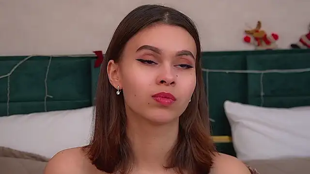 PollyLanders online show from December 20, 2025, 6:33 pm