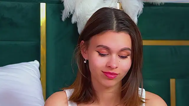 PollyLanders online show from September 30, 2025, 6:30 am