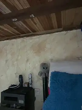 SophiaWeestt99 online show from October 6, 2025, 2:46 am