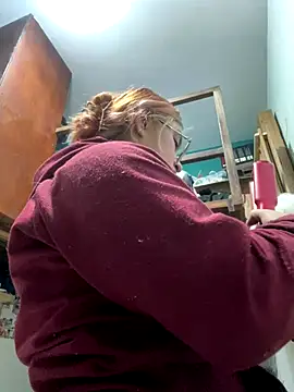 SophiaWeestt99 online show from September 26, 2025, 2:07 am