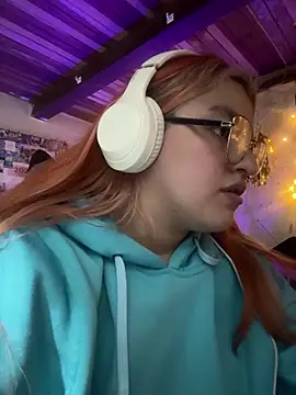 SophiaWeestt99 online show from April 30, 2026, 4:41 am