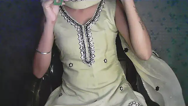 Snapshot of collage_hoty chatting on July 19, 2026, 4:32 am collage hoty online show from July 19, 2026, 4:32 am