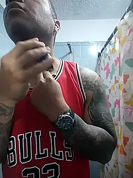 Morenocosta12 online show from September 25, 2025, 4:35 pm