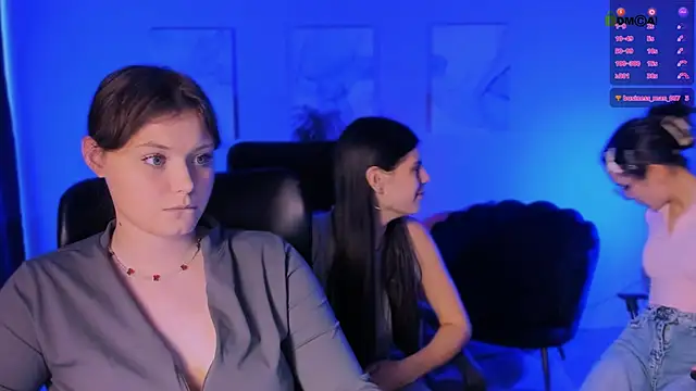 nikole kitt online show from November 23, 2025, 9:25 pm