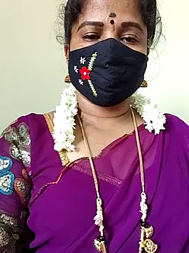 gaurika18 online show from May 8, 2026, 7:23 am