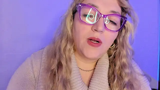 Naty Mature  online show from January 10, 2026, 6:25 pm