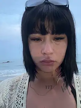  PhillipBrown online show from December 24, 2024, 11:06 am