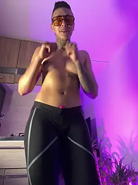 Snapshot of _PhillipBrown chatting on March 6, 2026, 1:06 pm PhillipBrown online show from March 6, 2026, 1:06 pm