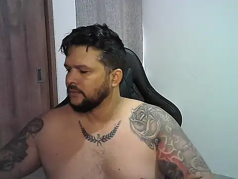 tupapito00 online show from April 1, 2026, 4:48 pm