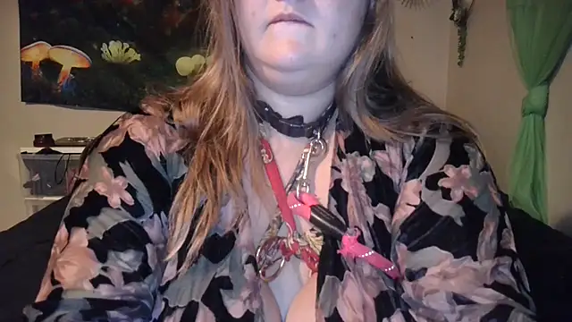 PrincesssXxena online show from August 3, 2026, 5:26 am