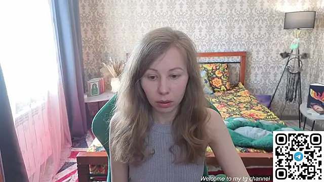 Lill Mary online show from May 15, 2026, 3:26 am
