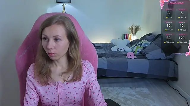 Lill Mary online show from October 1, 2025, 3:33 am