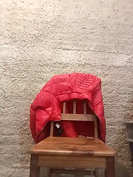 strip 1212 online show from December 5, 2025, 5:55 pm