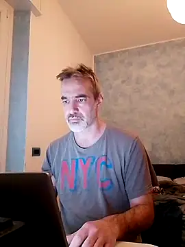 Marcolino183 online show from February 25, 2025, 3:42 pm