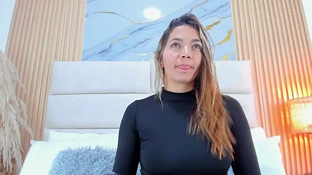 Mia Malkovaa  online show from July 13, 2026, 3:00 pm