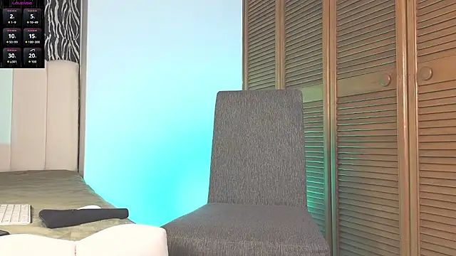 Snapshot of ander_xoxo chatting on October 27, 2025, 1:50 am ander xoxo online show from October 27, 2025, 1:50 am