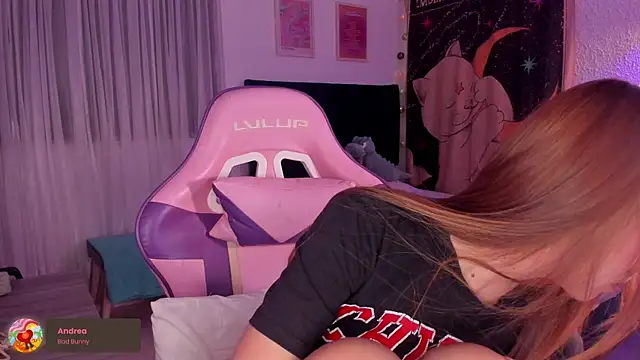 alice guerin  online show from November 9, 2025, 3:43 am