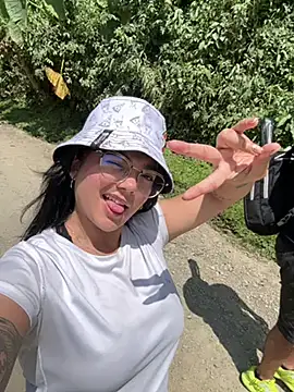 camianddanna online show from January 15, 2025, 6:19 pm