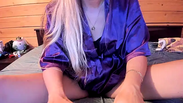 Cookiecutey online show from June 28, 2026, 7:31 pm