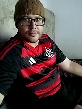 CHEFES DEL SEXY online show from May 1, 2026, 12:04 am