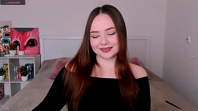 LittleKiitten online show from March 8, 2026, 1:36 pm