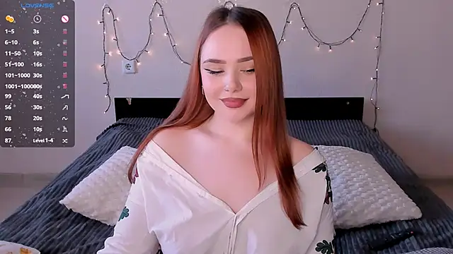 LittleKiitten online show from January 27, 2025, 1:30 pm