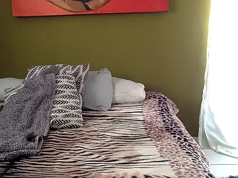 GoldenPussyXOXO online show from September 20, 2025, 10:53 am