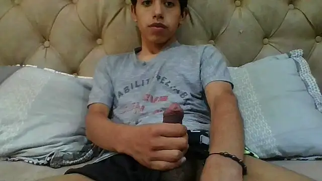 Snapshot of danuel23 chatting on December 23, 2024, 6:48 pm danuel23 online show from December 23, 2024, 6:48 pm