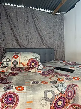Snapshot of Soe_Lara chatting on July 8, 2026, 1:12 pm Soe Lara online show from July 8, 2026, 1:12 pm