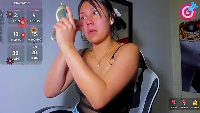 Catalehia Milk online show from November 9, 2025, 6:56 pm