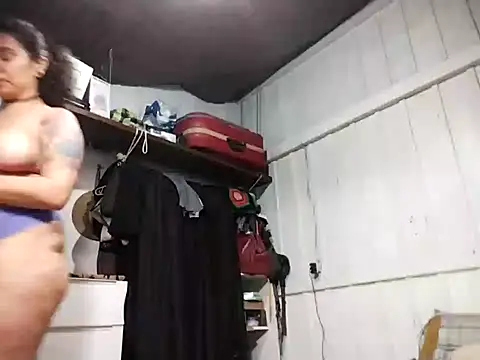 Rosaselvagem online show from December 11, 2024, 4:20 pm