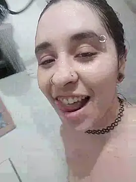 Rosaselvagem online show from December 27, 2024, 2:04 am