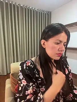 Alice Biel online show from March 13, 2025, 10:32 pm