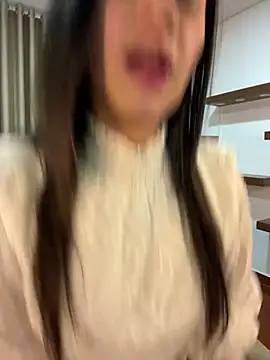 Alice Biel online show from February 25, 2025, 9:48 pm