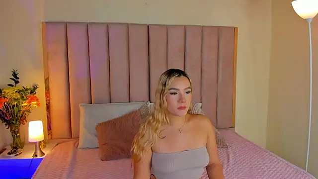 Sofi Vasquez online show from November 5, 2025, 9:29 pm