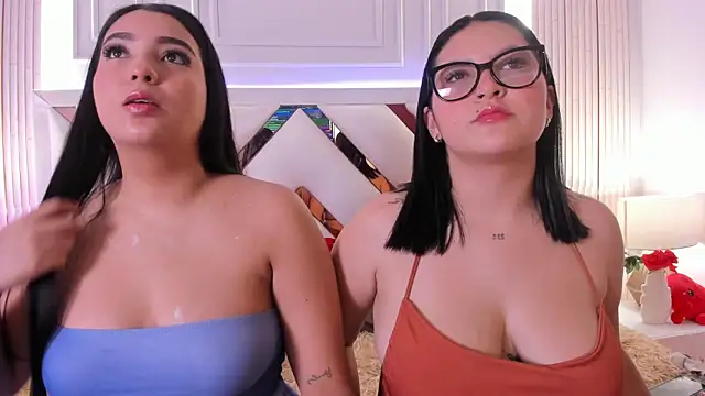 Snapshot of madeleine2112 chatting on March 13, 2026, 4:17 am madeleine2112 online show from March 13, 2026, 4:17 am