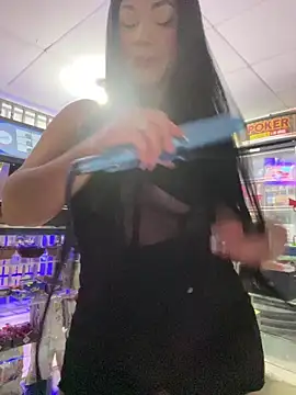 Hot beauty   online show from February 10, 2026, 2:21 am