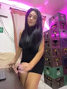 Hot beauty   online show from October 10, 2025, 4:57 am