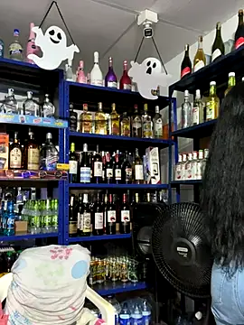 Hot beauty   online show from November 2, 2025, 12:59 am