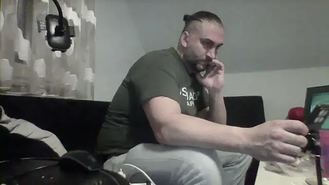 NewyorkDimi online show from November 30, 2025, 5:41 am