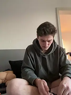 Snapshot of sunnyboy25 chatting on March 21, 2026, 5:17 pm sunnyboy25 online show from March 21, 2026, 5:17 pm